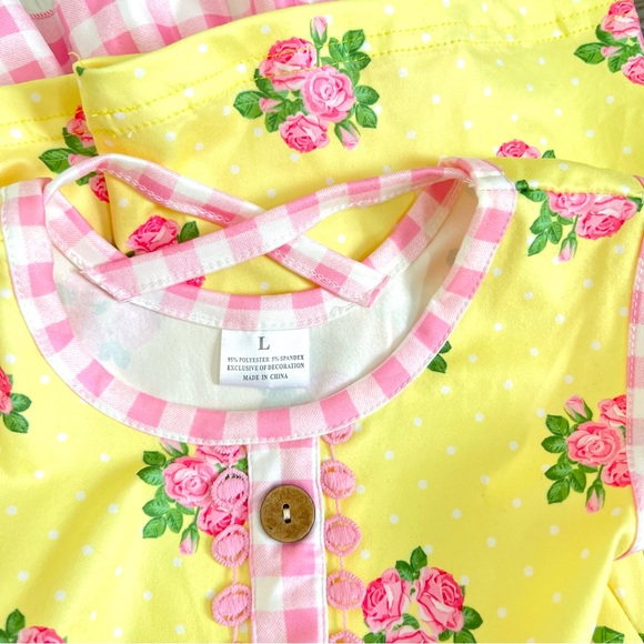 Yellow Floral Button Dress - Picture 3 of 3